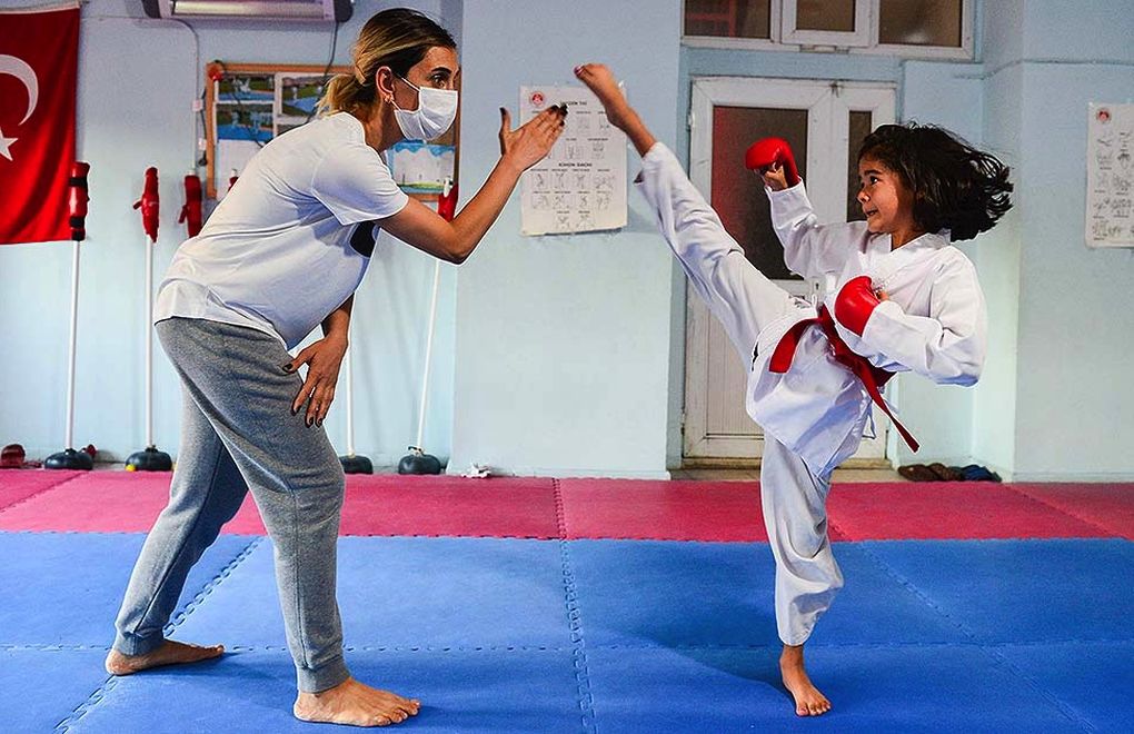 7 yaşındaki karateci Nil madalya hedefliyor