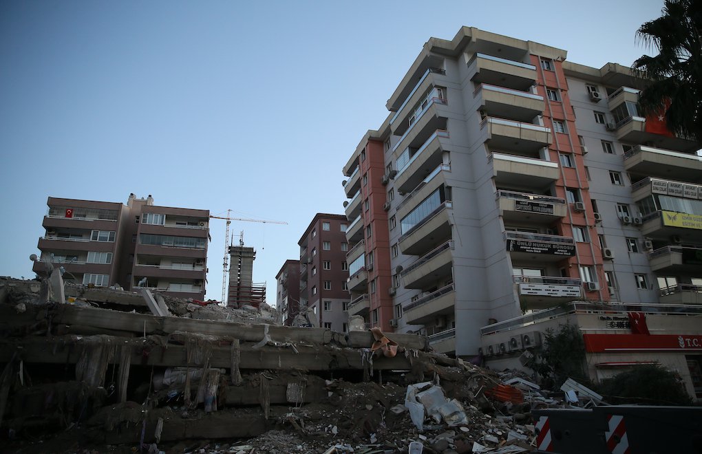 İzmir depreminde can kaybı 115'e yükseldi