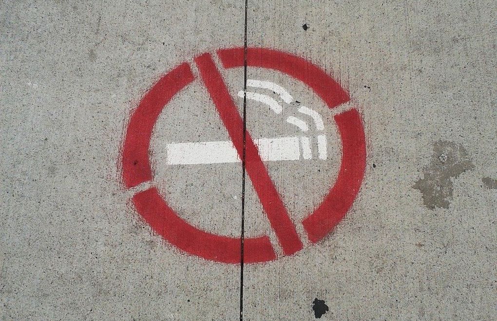 81 ilde sokakta sigara içme kısıtlaması