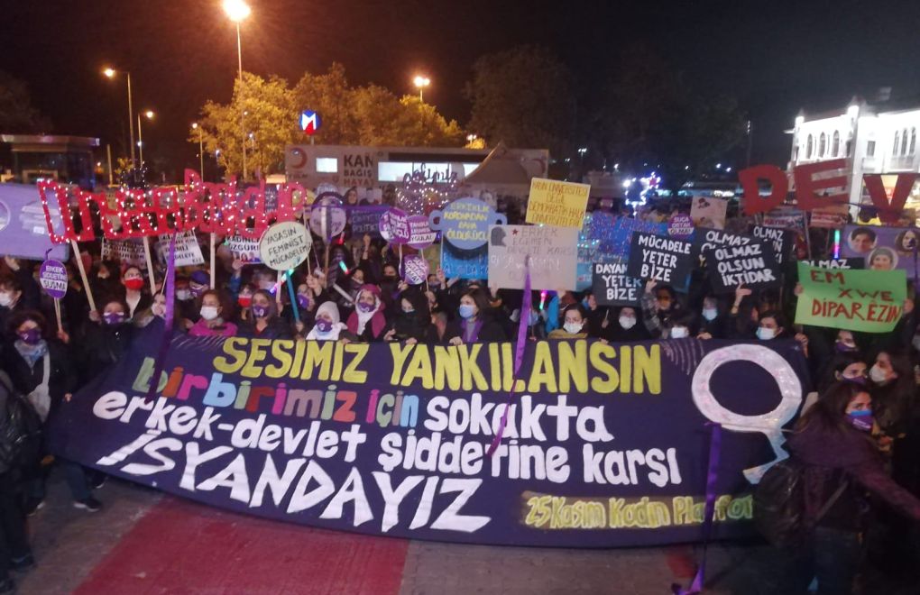 Women gather in İstanbul's Kadıköy to mark day against violence