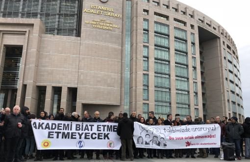 "Barış Akademisyenleri'nin e-devlete ulaşması engellendi" 