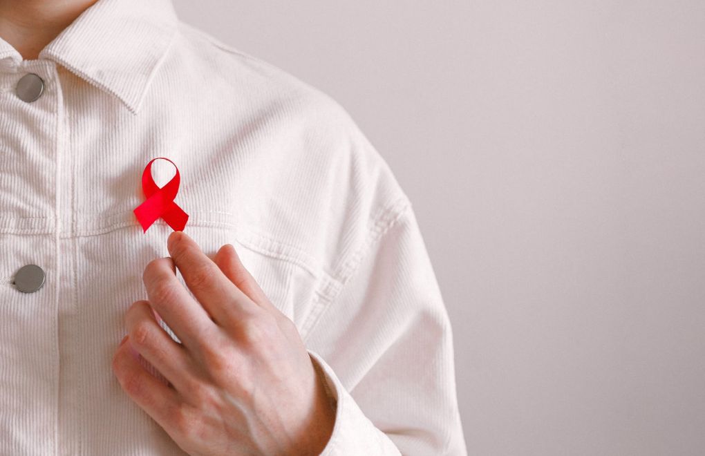"HIV artık ölümcül değil, kronik bir hastalık"