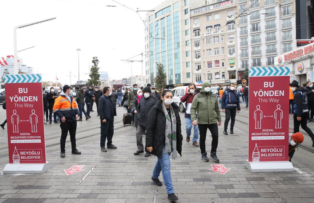 In photos: İstanbul implements new Covid measures in İstiklal Avenue