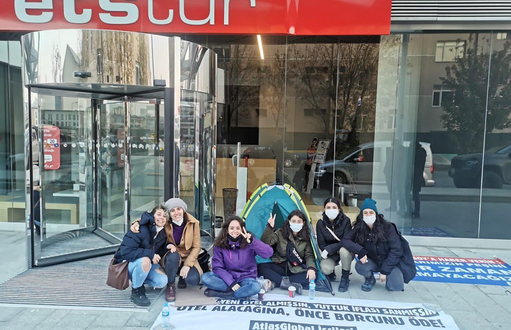 AtlasGlobal işçileri ETS Tur önünde direniş çadırı kurdu