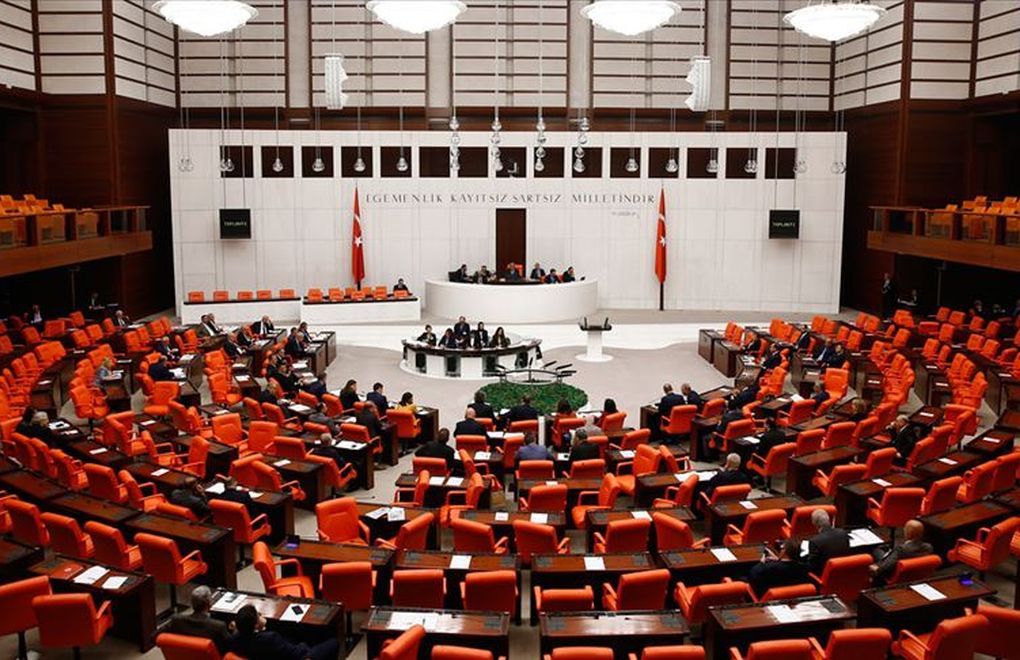 Bütçe görüşmelerinde CHP’li vekillerden AKP’ye eleştiriler