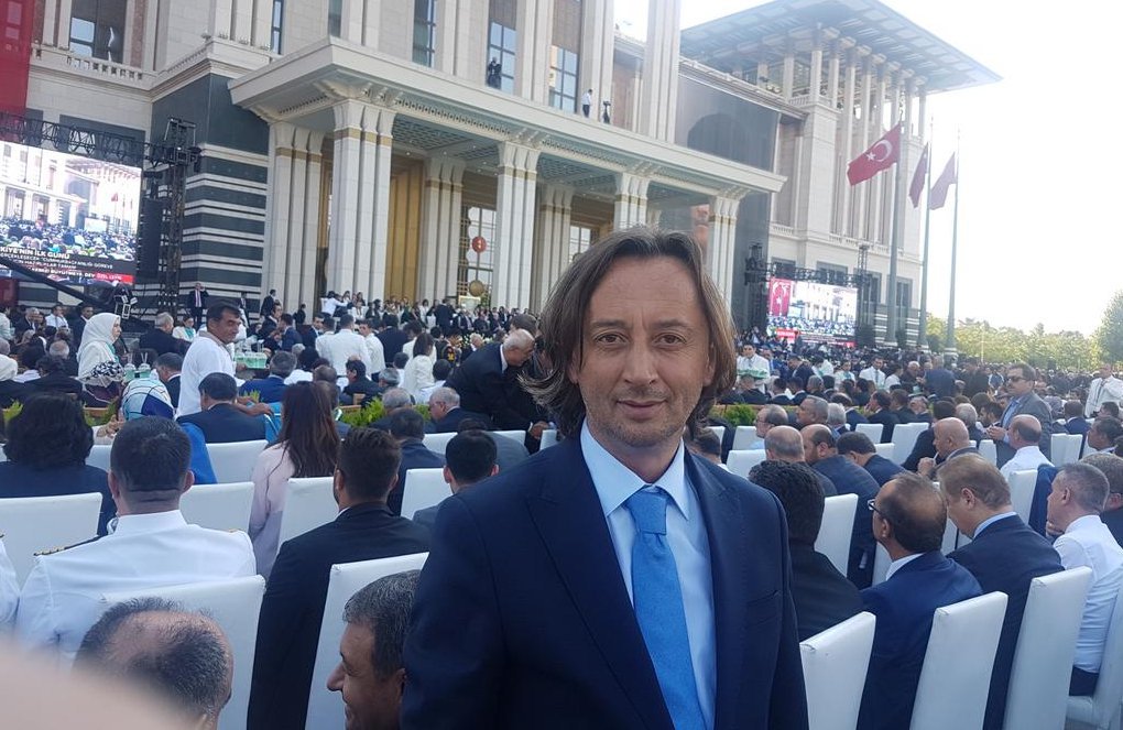 Yeni Şafak Genel Yayın Yönetmeni İbrahim Karagül istifa etti