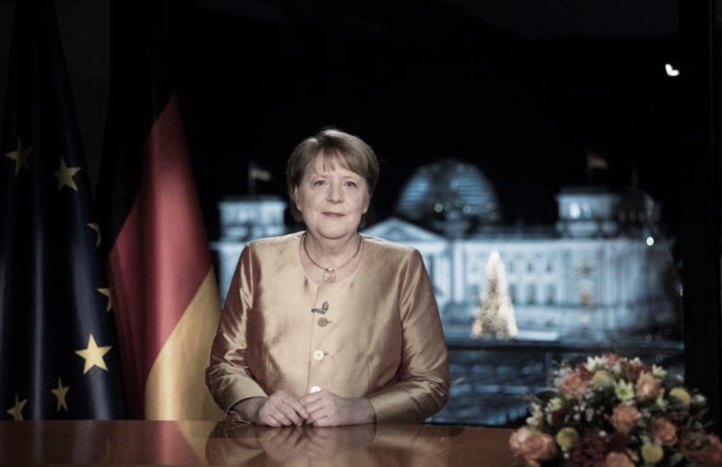 Merkel: 2020 nefessiz bir yıldı 