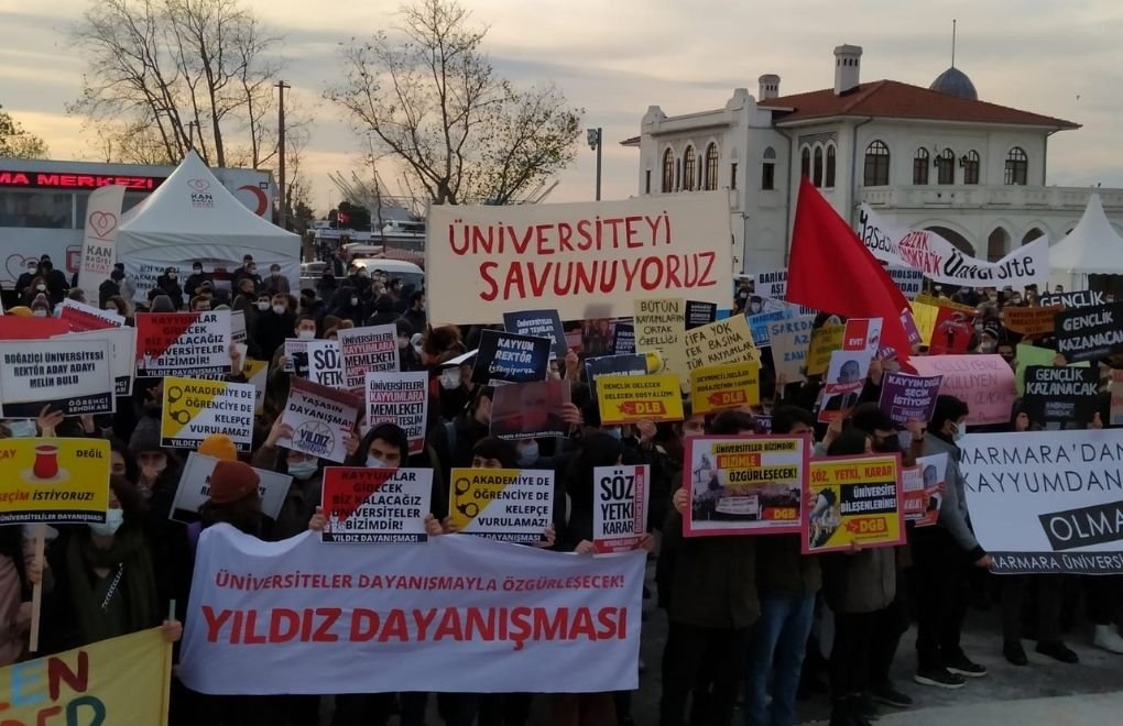 Üniversiteliler bir kez daha Kadıköy'de 