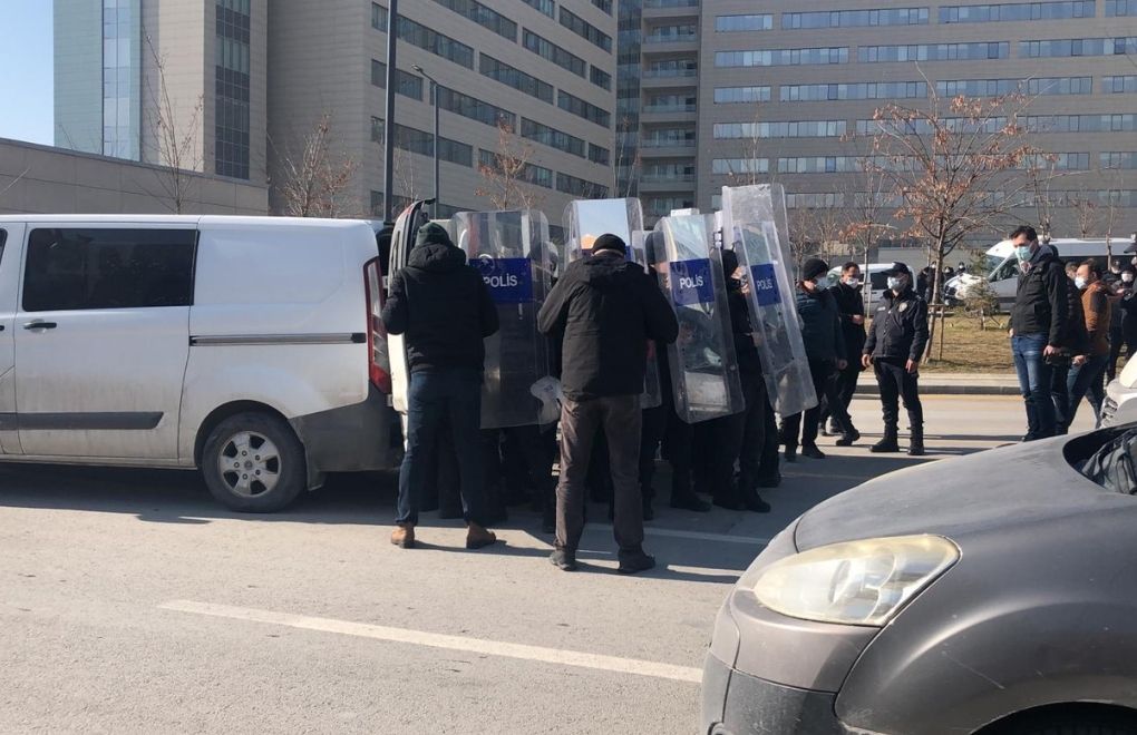 Ankara'da sağlıkçılara polis müdahalesi