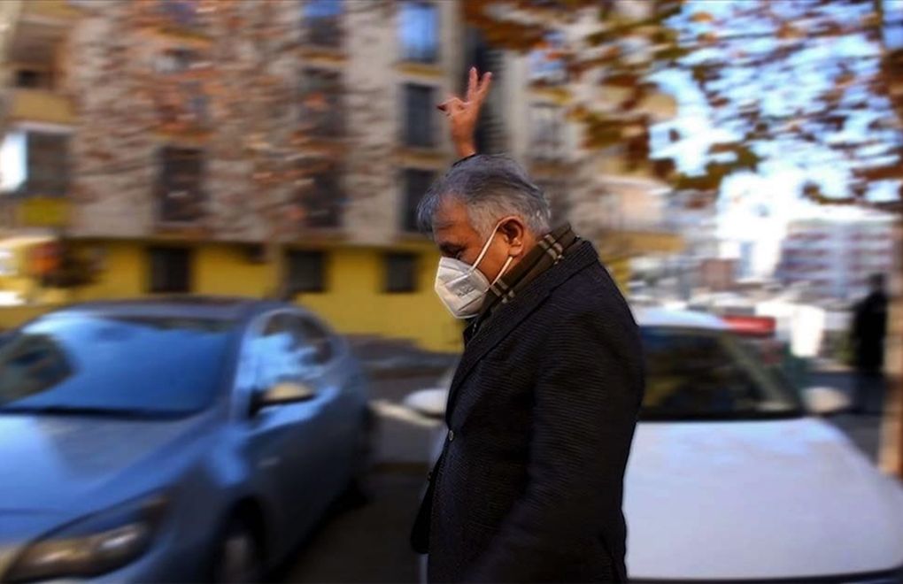 Katırcıoğlu: Zafer işaretini annelere değil iktidara yaptım 