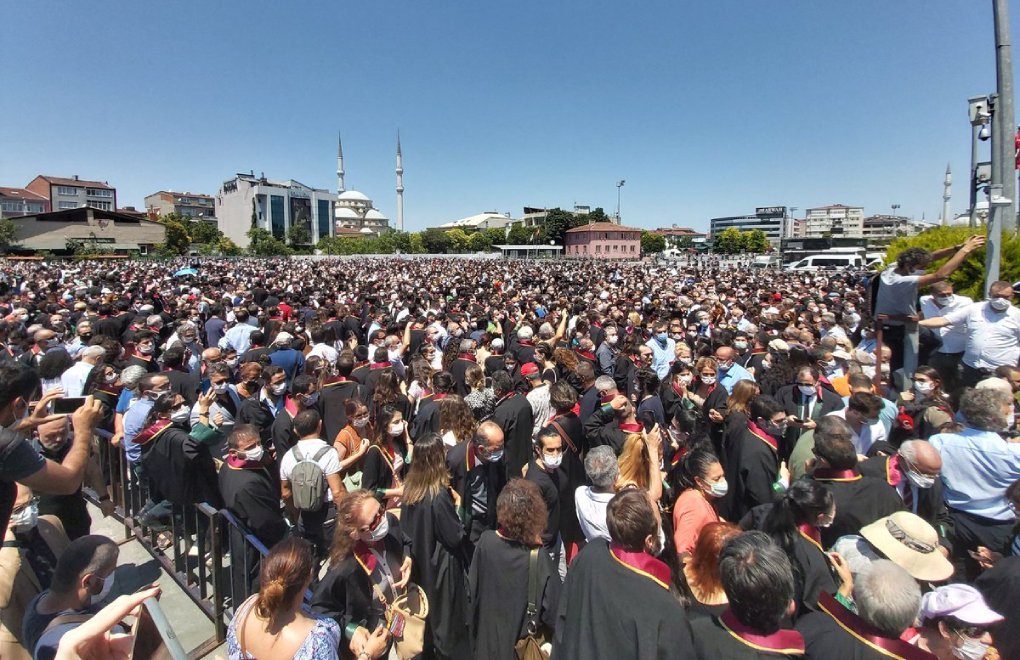 İstanbul Barosu avukatlarına 'baro değiştirin' baskısı