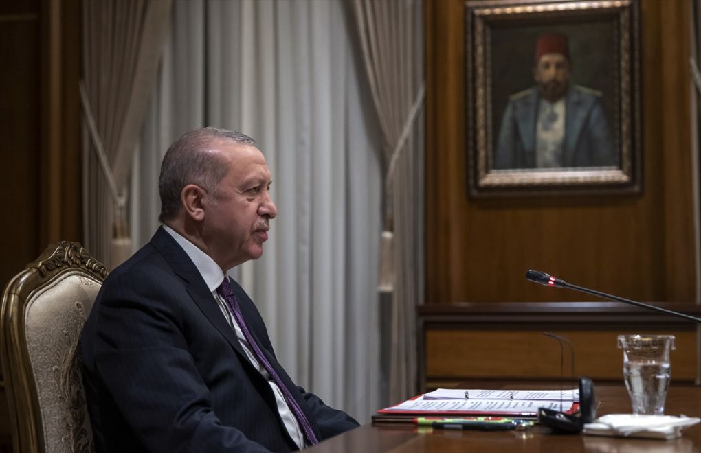 Erdoğan tells Macron 'dialogue between leaders very important'