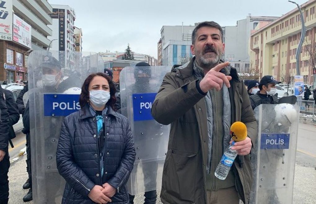 Polisten HDP’li vekilin röportaj vermesine engel