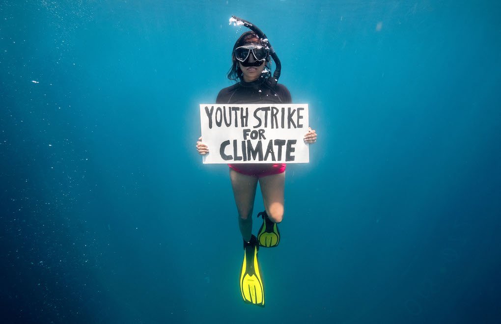 Dünyanın ilk deniz altı iklim grevi: Okyanusları koruyun
