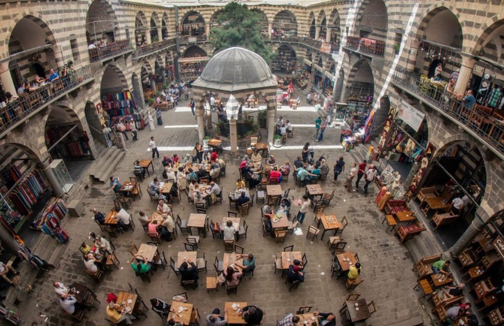 ‘Baku Turkish’ spoken in Kurdish-majority Diyarbakır, according to Ministry