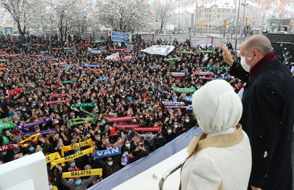 AKP 7. Olağan Büyük Kongresi “lebaleb” yapıldı