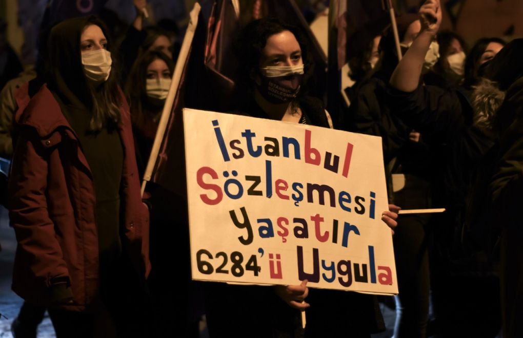 İstanbul Sözleşmesi eylemine katılan dört mülteciye sınırdışı kararı