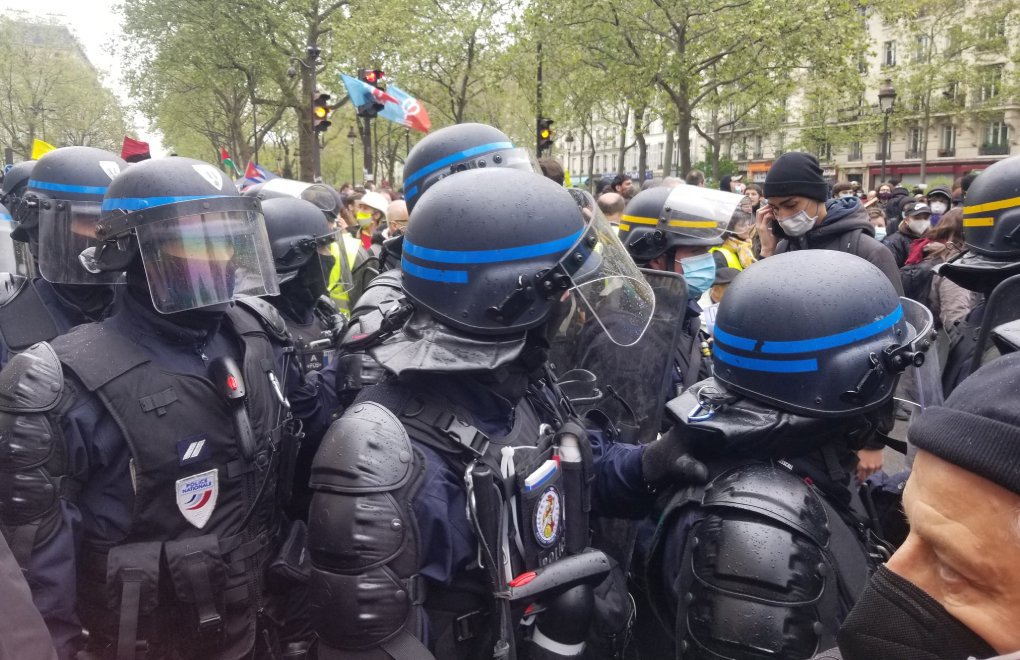 Paris'te 1 Mayıs'a polis saldırdı: En az 17 kişi gözaltında