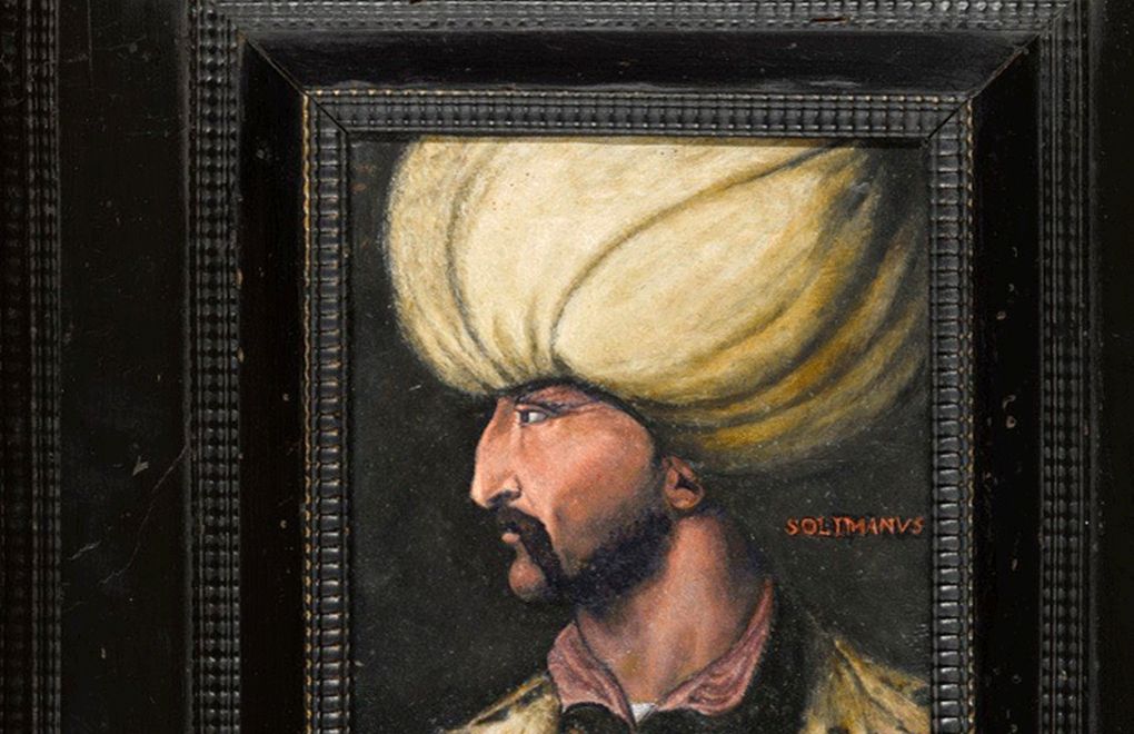 Kanuni Sultan Süleyman portresinin eser alıcısı, portreyi İBB’ye bağışladı