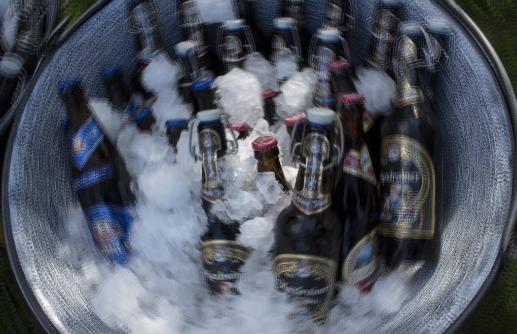 İzmir Bar seeks annulment of alcohol ban during lockdown