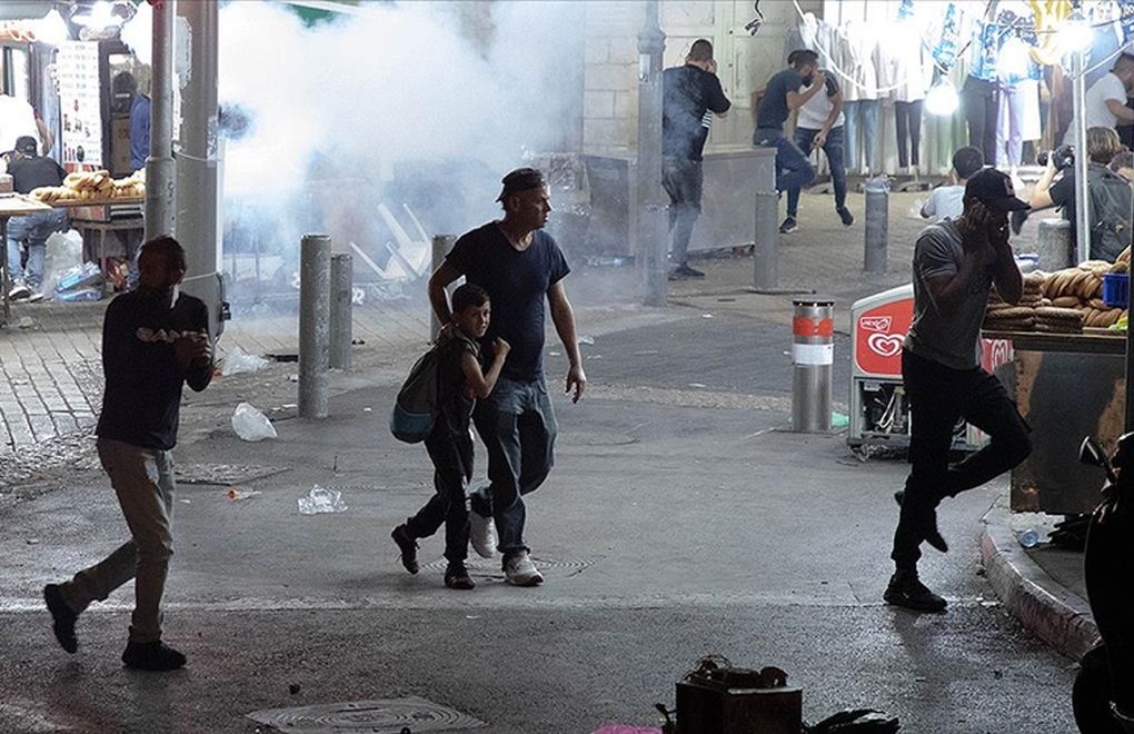 İsrail polisinin saldırısında 90 Filistinli daha yaralandı