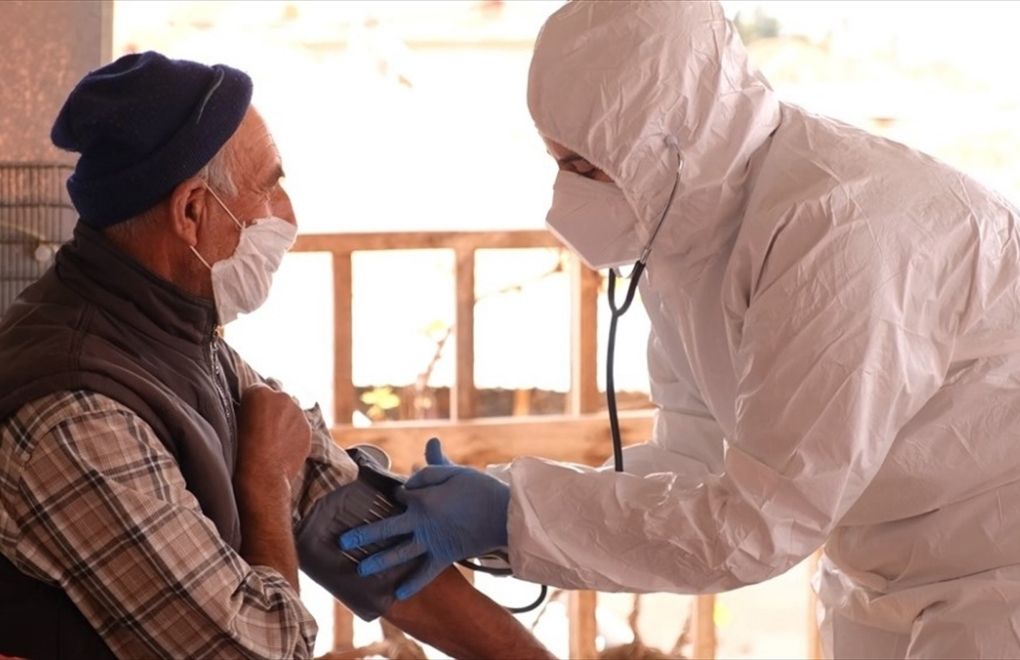 Turkey’s coronavirus death toll tops 43 thousand, cases 5 million