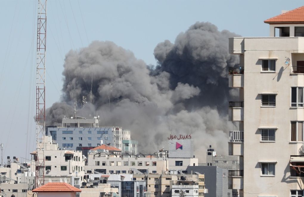 İsrail Gazze’deki medya binasını vurdu