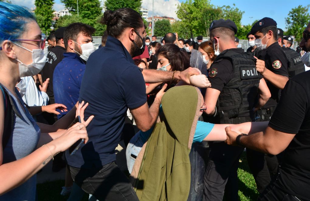İstanbul Sözleşmesi mitinginde gözaltına alınan kadınlar serbest