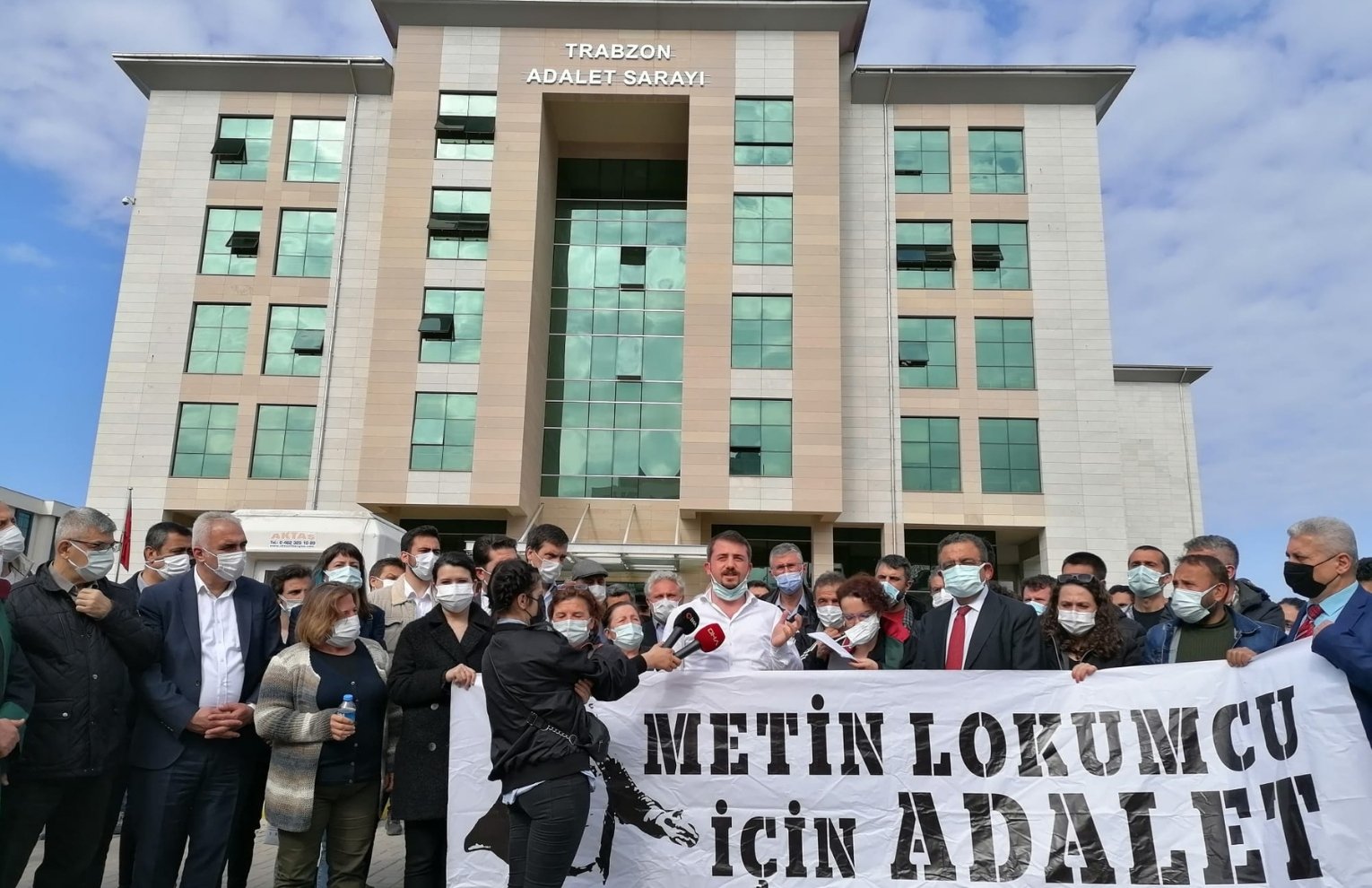 Metin Lokumcu davasında adalet talebi