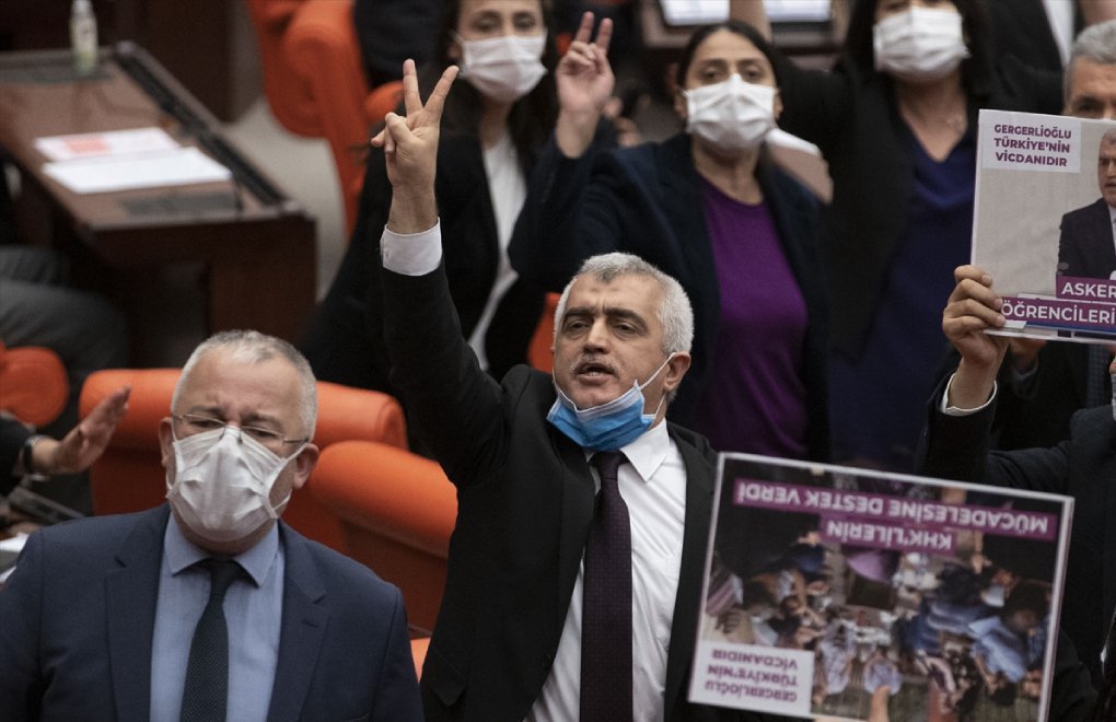 HDP's Gergerlioğlu returns to parliament after top court ruling