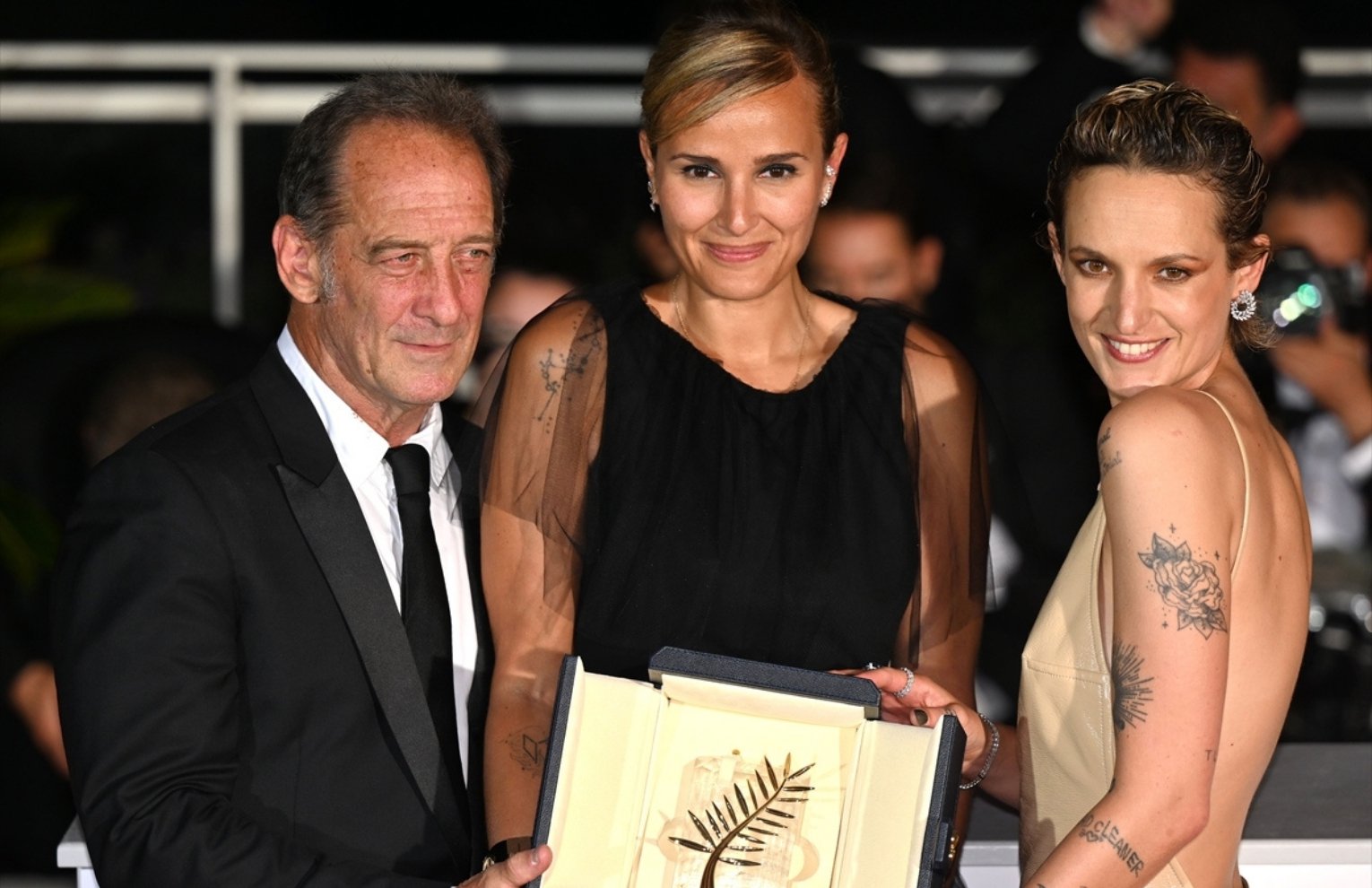 Cannes'da ödüller dağıtıldı