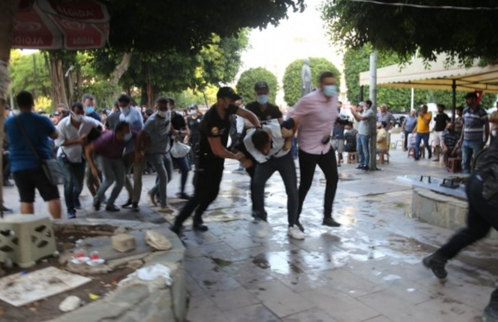 Adana'da Suruç Katliamı anmasına polis saldırdı