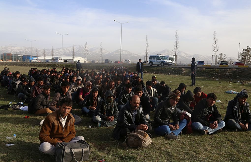 AB, Afganistan'daki göçü durdurmak için paket hazırlıyor