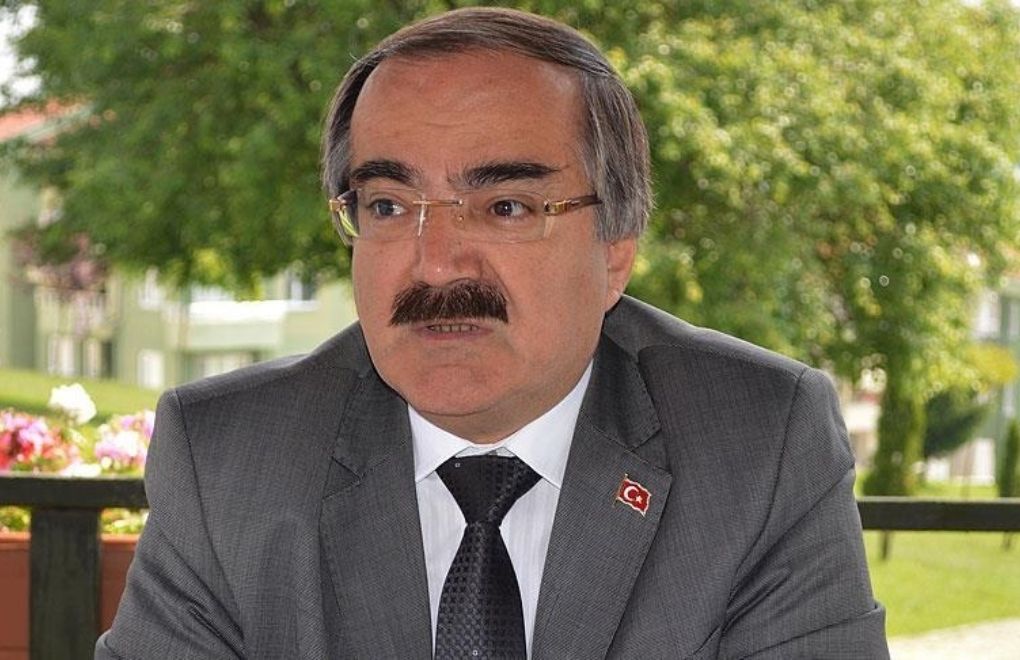 Eski Sakarya Valisi Hüseyin Avni Coş hayatını kaybetti