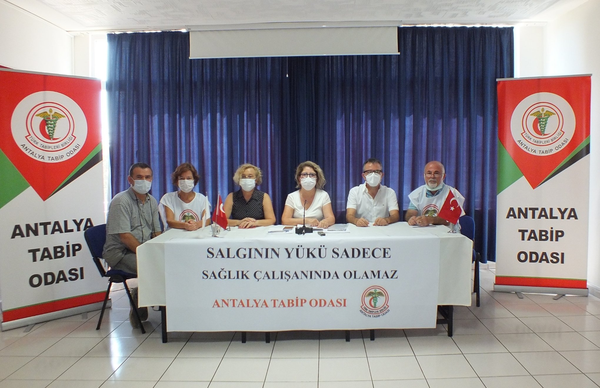 Antalya Medical Chamber slams the cancellation of health workers’ annual leaves