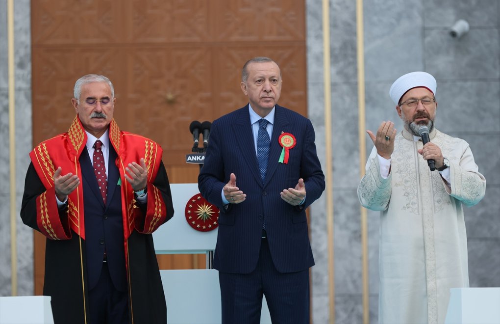 AKP to bring up new draft constitution in early 2022, says Erdoğan
