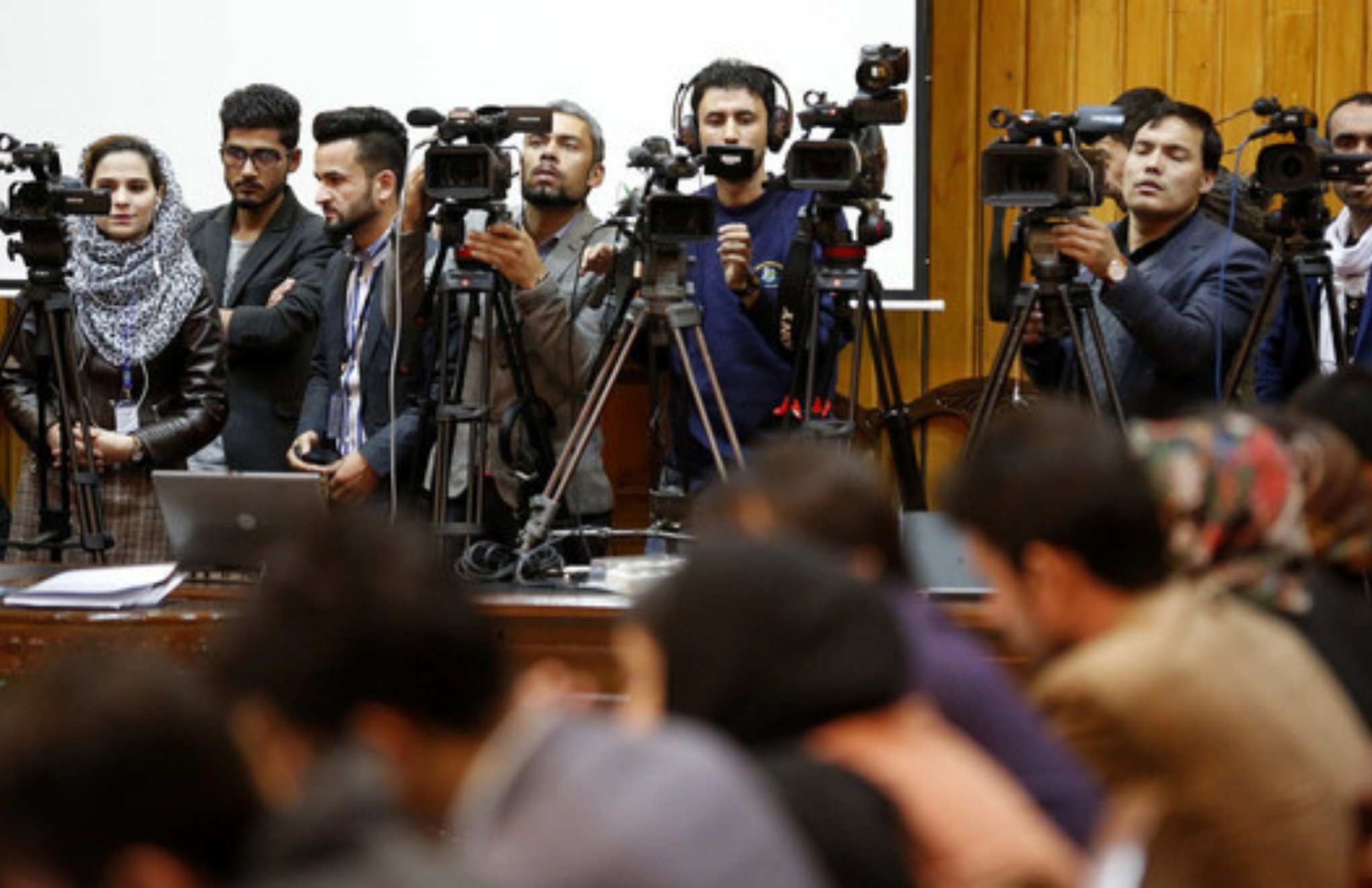Afganistanlı gazetecilerin acil korumaya ihtiyacı var