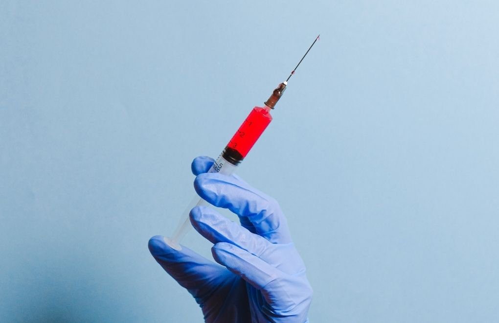 Sahte aşı kartı veya PCR testi kullanmanın cezası ne? 