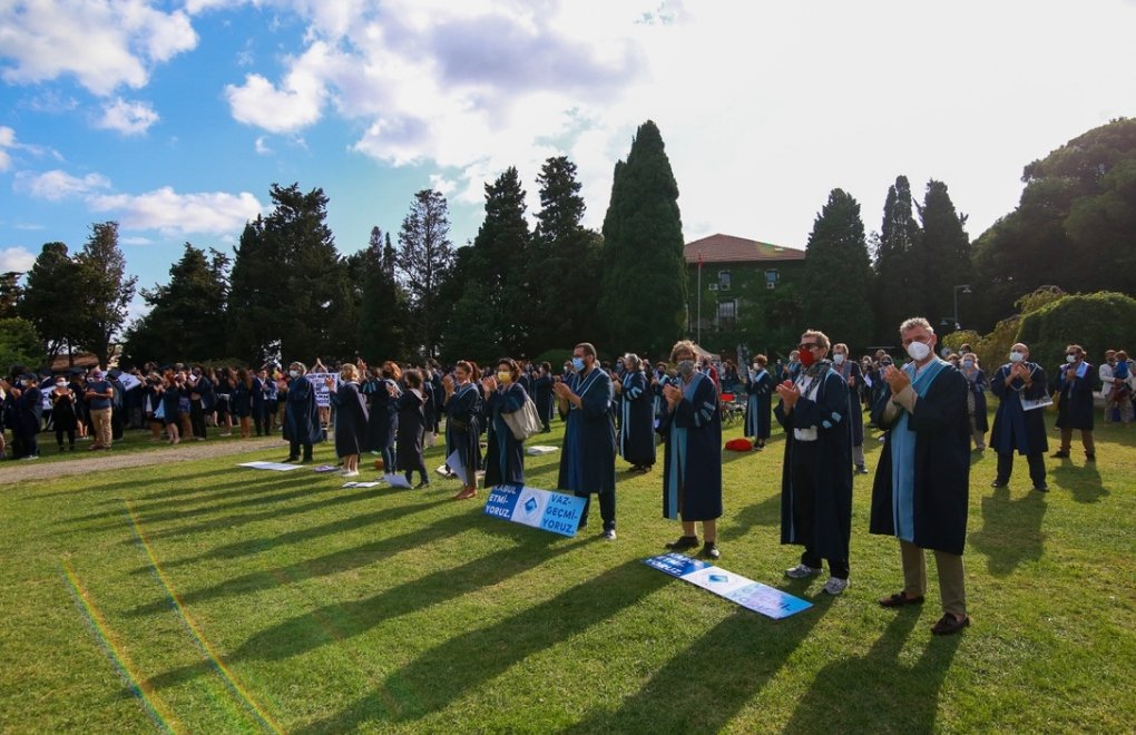 Alternative graduation ceremony at Boğaziçi: ‘You will never walk alone’