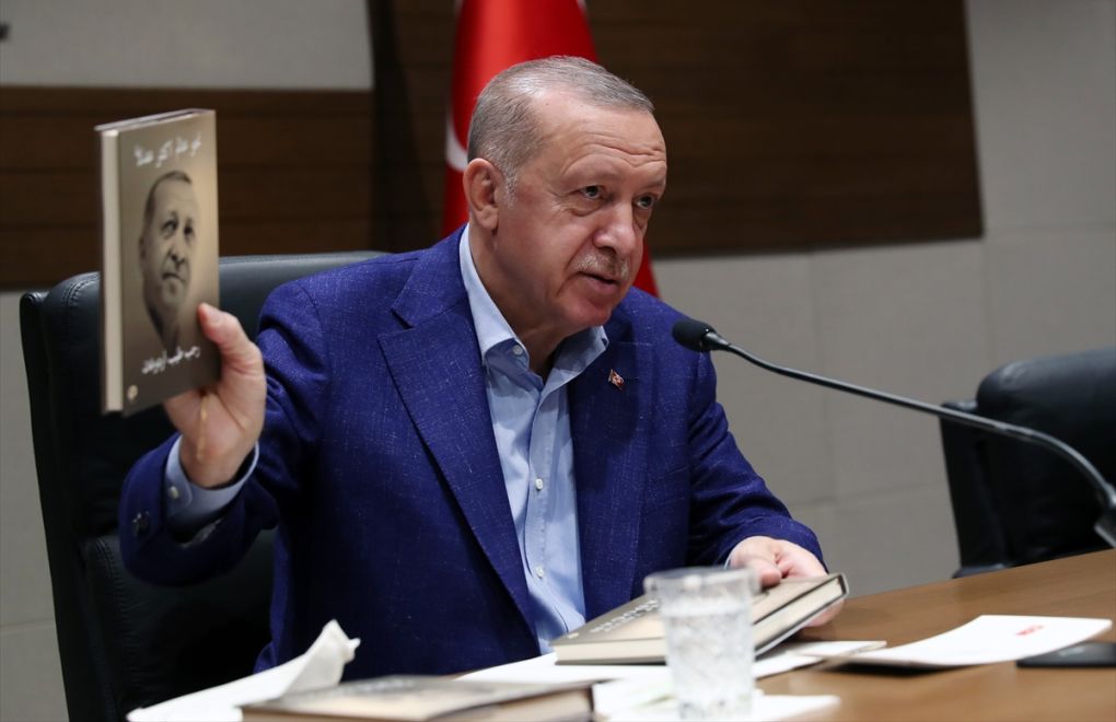 Erdoğan kitabını tanıttı: Baskısı da fena değil