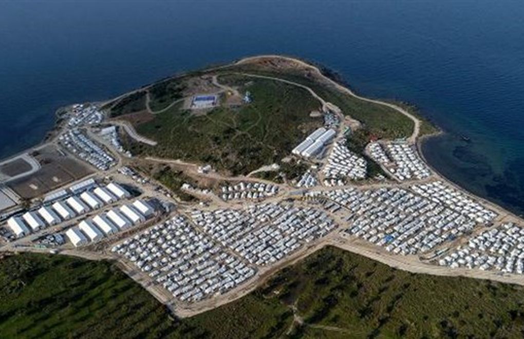 Yunanistan "kapalı mülteci" kampı açtı