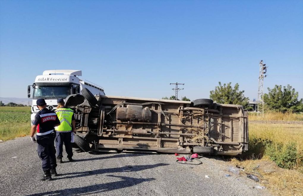 Minibus carrying agricultural workers rolls over, claiming 1 life, injuring 15 others