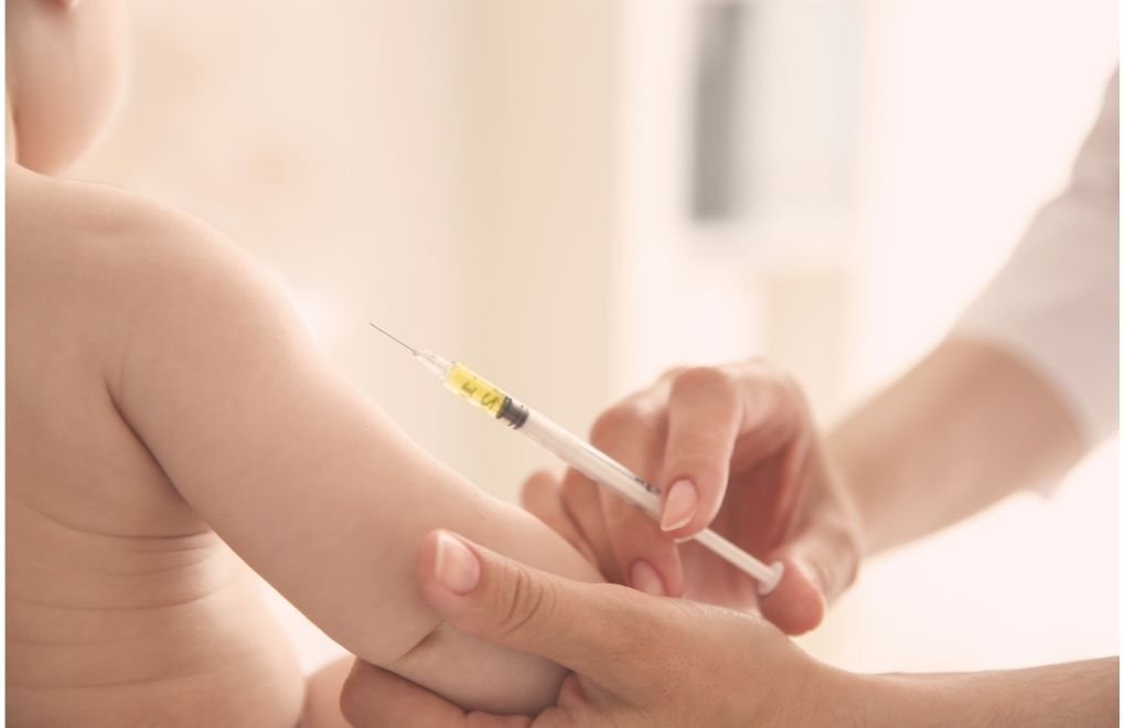 Başsavcılıktan, bebeğe COVID aşısı vurulmasına ilişkin soruşturma