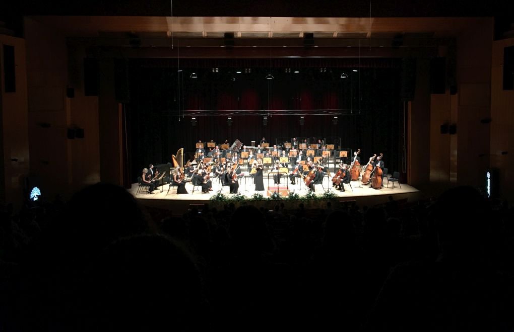 İstanbul Devlet Senfoni Orkestrası sezonu açtı