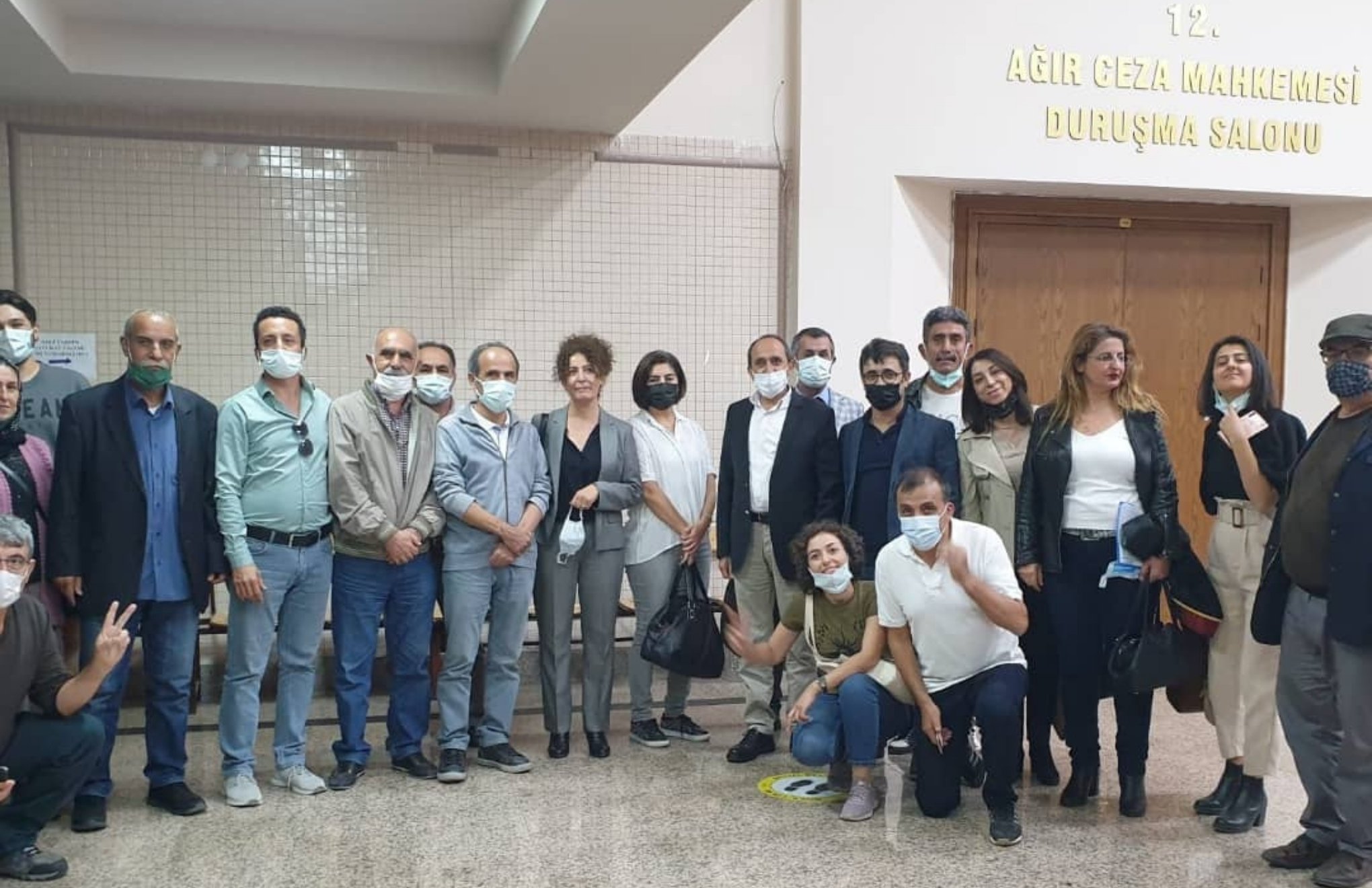 İzmir'deki KESK davasında tüm sanıklar beraat etti