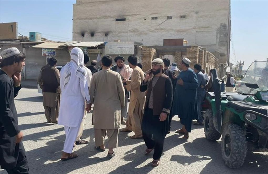 Afganistan'da camiye bombalı saldırı: En az 30 kişi öldü