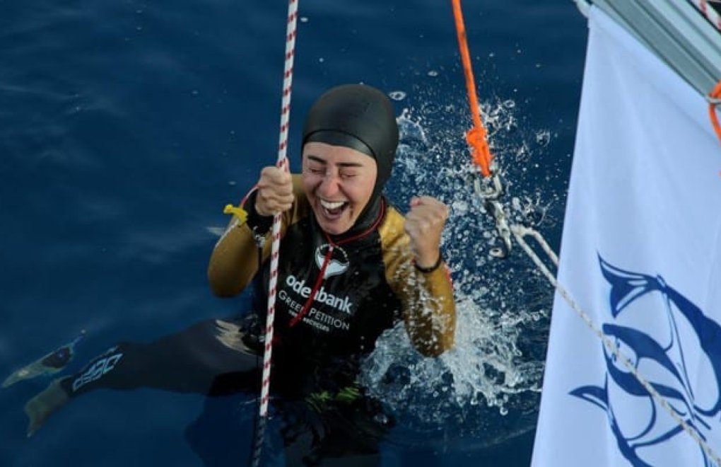 National diver Şahika Ercümen breaks world record