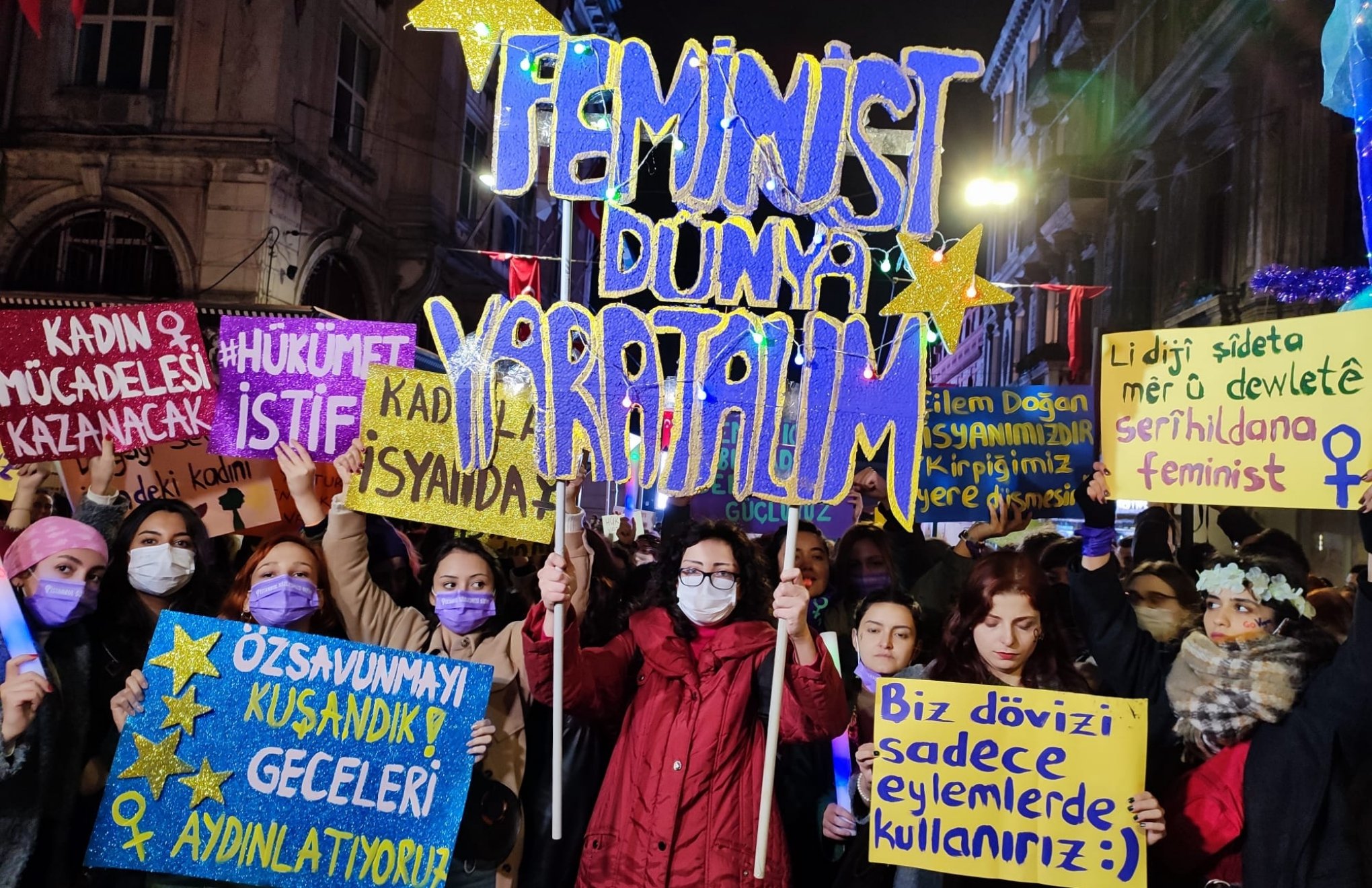 Kadınların 25 Kasım isyanı yasak tanımadı