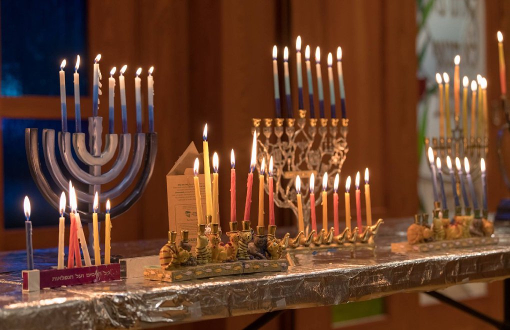 Happy Hanukkah to Jews