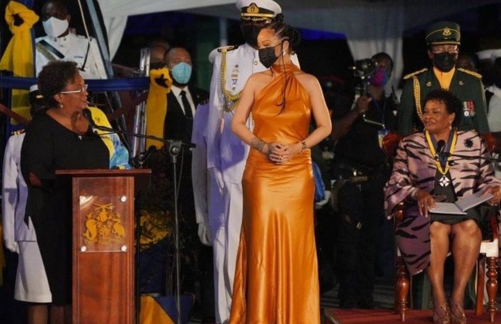 Barbados artık Cumhuriyet: Rihanna ulusal kahraman